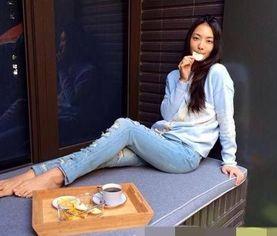 吴速玲个人资料,才华横溢的歌手与音乐制作人