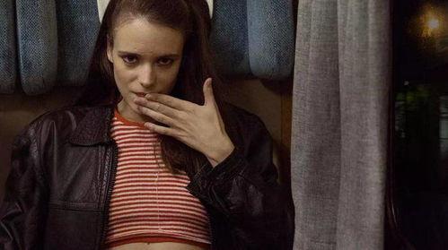 女性瘾者拍摄花絮,拍摄花絮中的情感与挑战